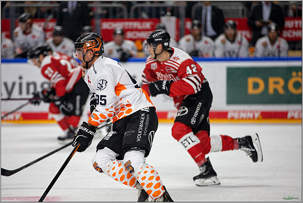 PENNY DEL; Koelner Haie- Grizzlys Wolfsburg; Koeln, 21.09.2022